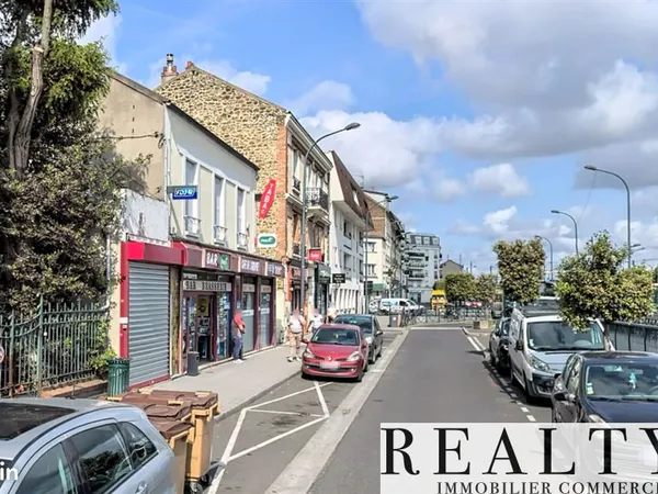 Local commercial 83 m²
