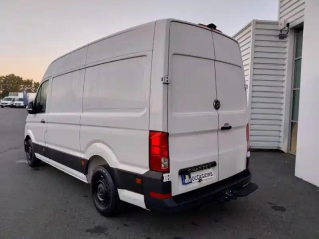 Volkswagen Crafter fg 30 l3h3 2.0 tdi 140ch business traction — photo 3