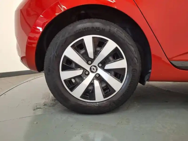 Renault Clio tce 90 — photo 17