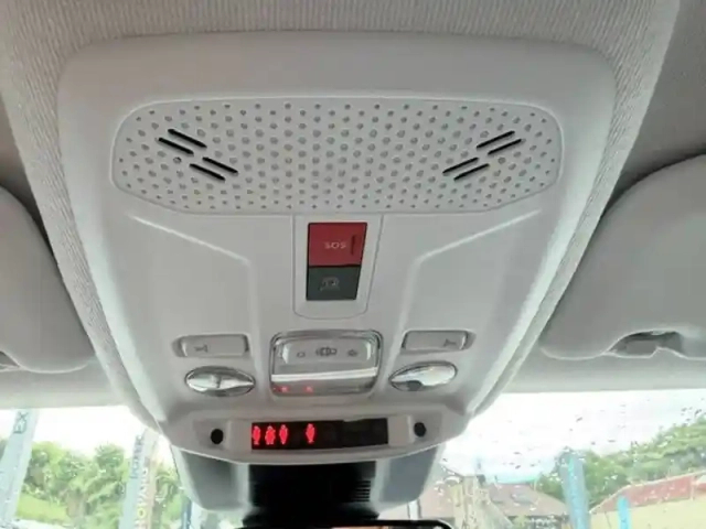 Peugeot 208 hybrid 110 ch e-dcs6 — photo 20