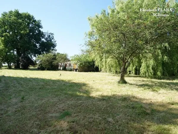 Terrain 1157 m²