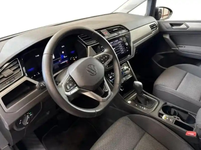 Volkswagen Touran 2.0 tdi 150 dsg7 7pl vw edition — photo 9