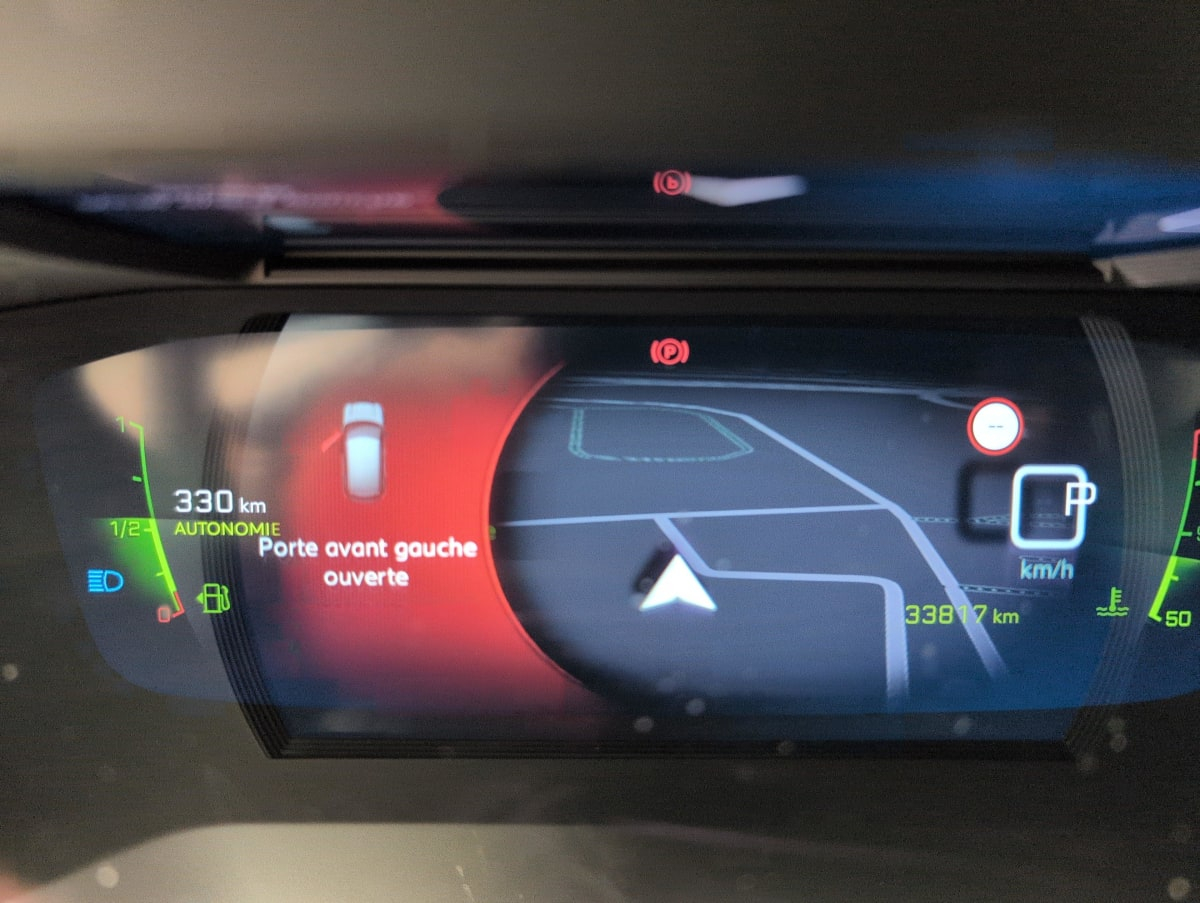 Peugeot 208 — photo 22