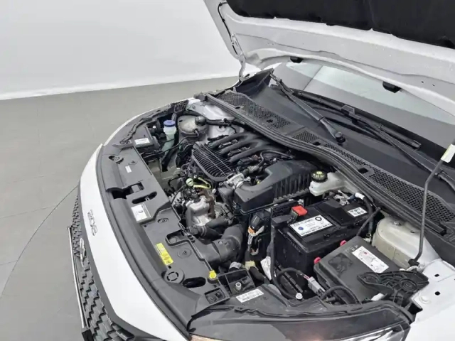 Peugeot 208 puretech 75 s&amp;s bvm5 — photo 36