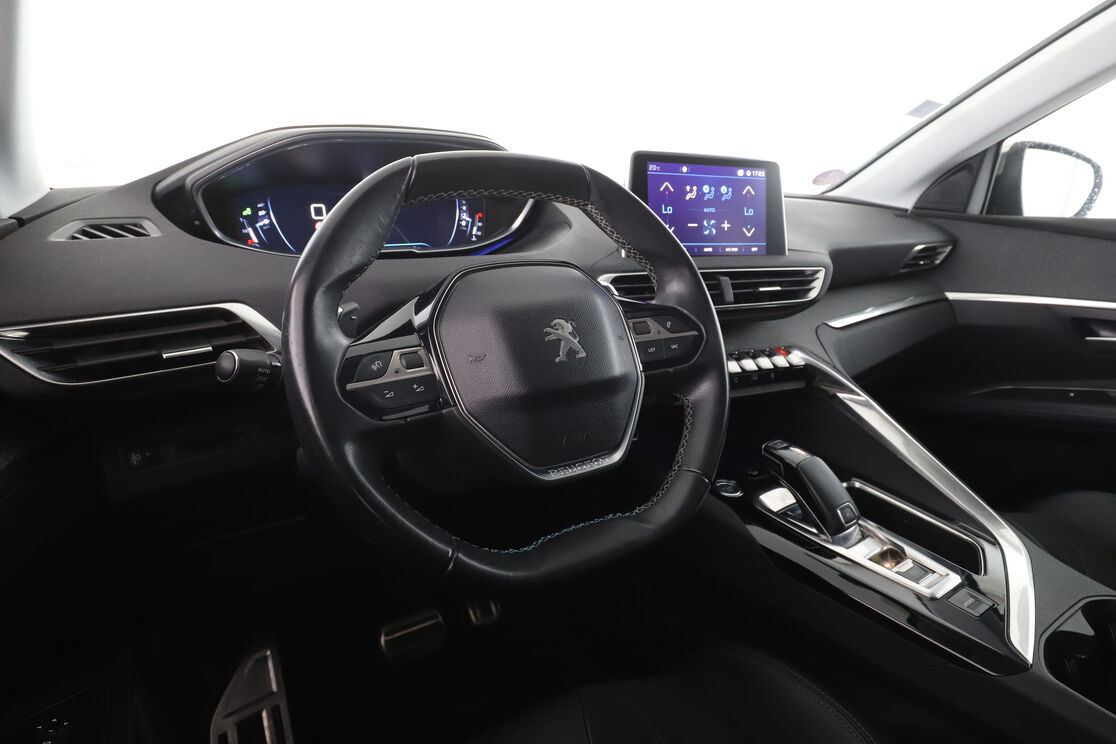 Peugeot 3008 1.2 PureTech Crossway EAT6 — photo 10