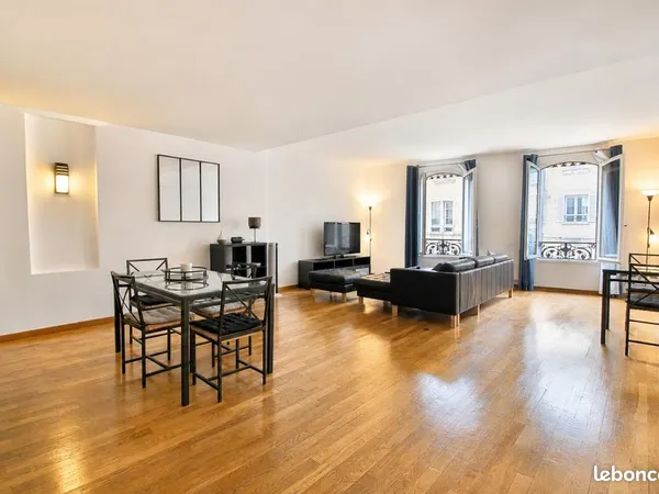 Meublé 4 pièces 124 m²