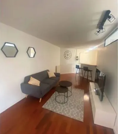 Chambre dans colocation 4 filles quartier Justices à Angers proche ESA, IFEPSA, IRCOM, UCO