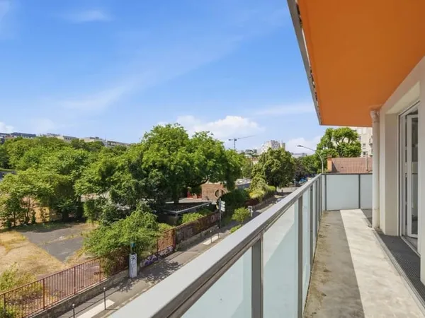 Appartement 4 pièces de 74 m² à Ivry-sur-Seine