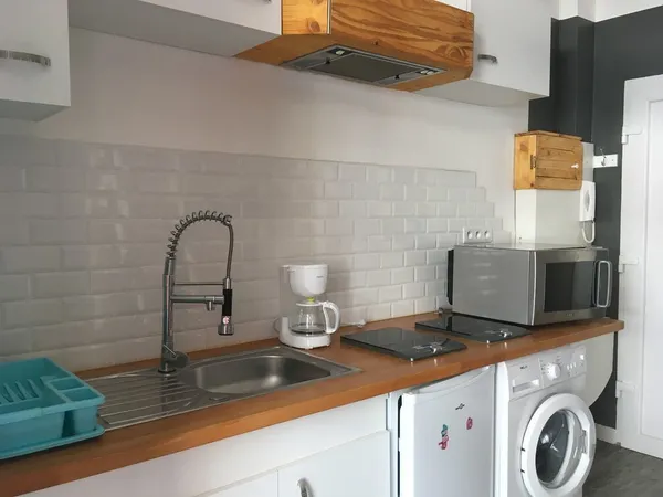 studio rdc meublé 15 m2