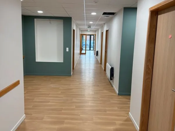 Cabinet / Box de consultation de 24 m² au sein d'un pôle santé dynamique - Saint-Aubin-sur-Mer