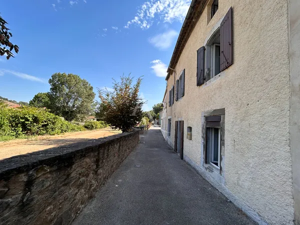 PROCHE CARCASSONNE Maison au coeur du Minervois