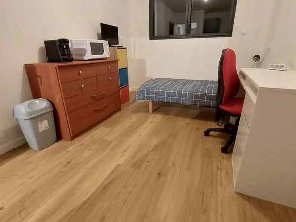 Appartement Location Ercé-près-Liffré 1p 18m² 450€
