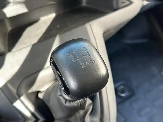 Peugeot Expert fg standard 1.5 bluehdi 120ch s&amp;s premium — photo 10