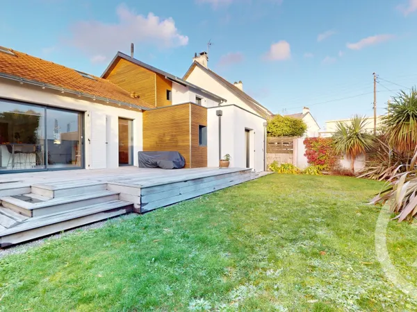 Maison 5 pièces 121 m²