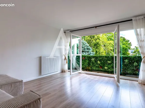 Appartement 4 pièces 77 m²