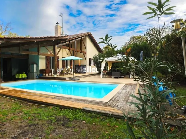 Maison familiale Landaise dans un environnement verdoyant et privilégié - La Brède