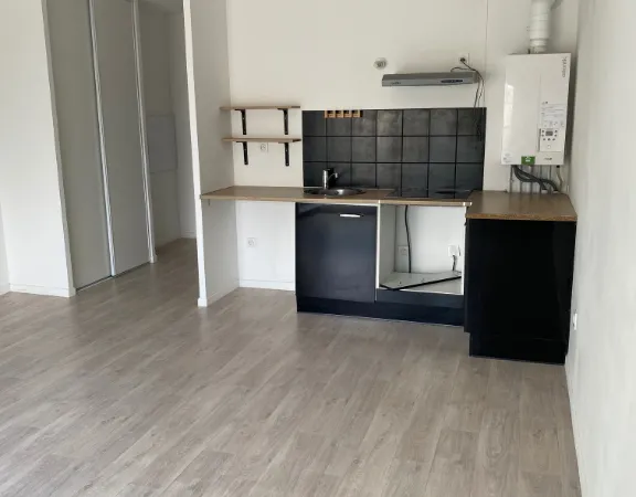 Studio 1 pièce 31 m²