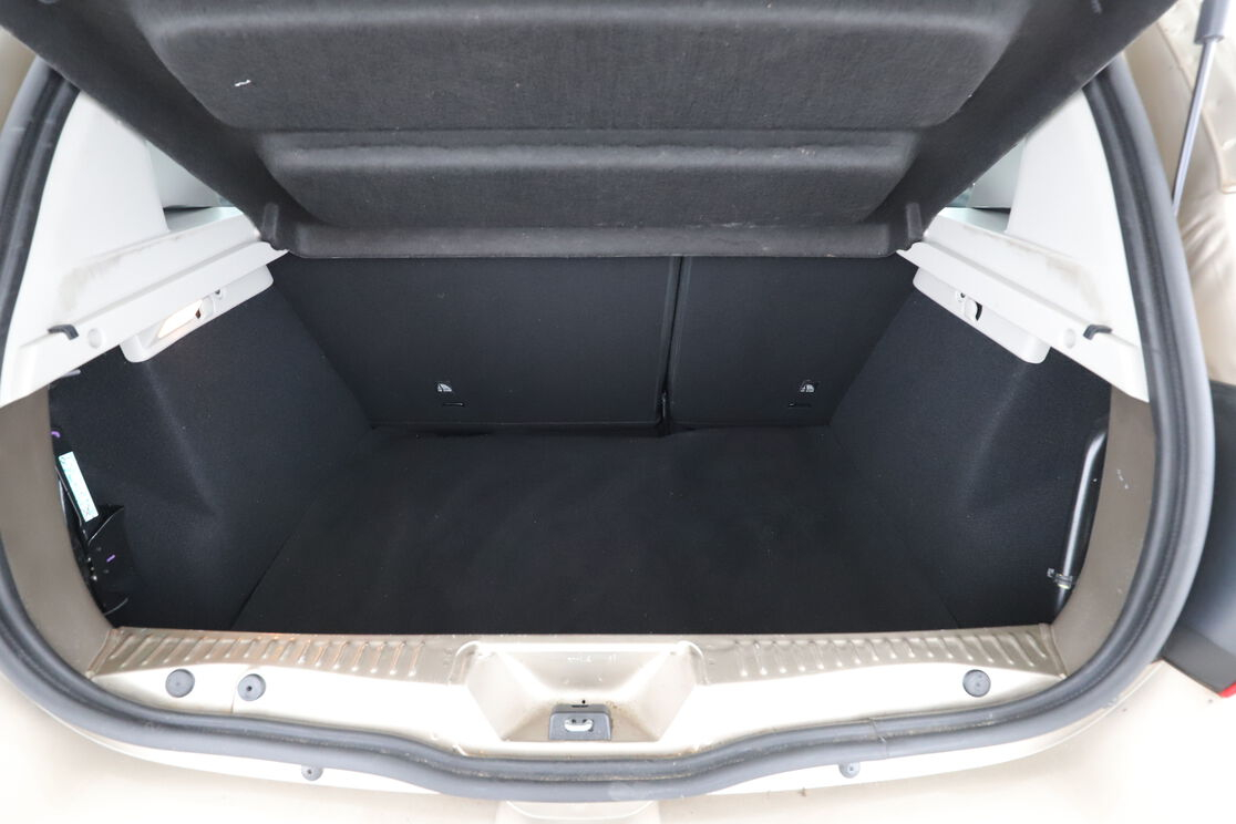 Dacia Sandero Stepway 1.5 dCi Blue — photo 16