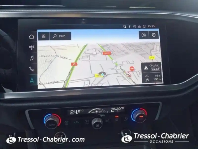Audi Q3 sportback 35 tfsi 150 ch s tronic 7 s line — photo 11