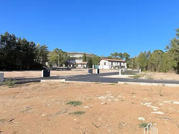 Terrain à bâtir 250 m²