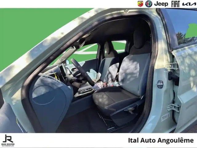 Fiat Panda grande  1.2 hybrid turbo 110ch icône edct6 — photo 9