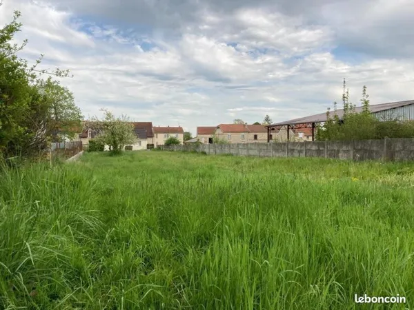 Terrain 981 m² Bourgogne-Fresne