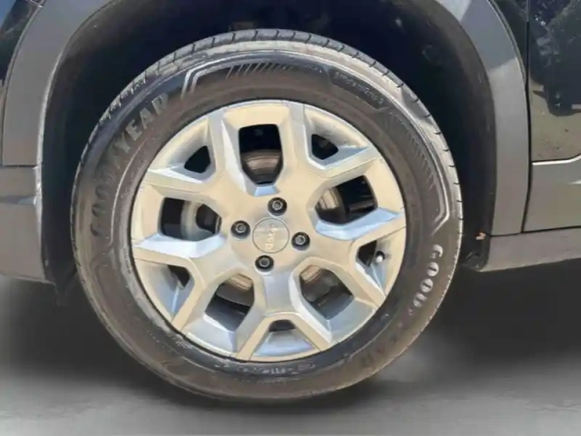 Jeep Avenger 1.2 turbo t3 100ch altitude — photo 10