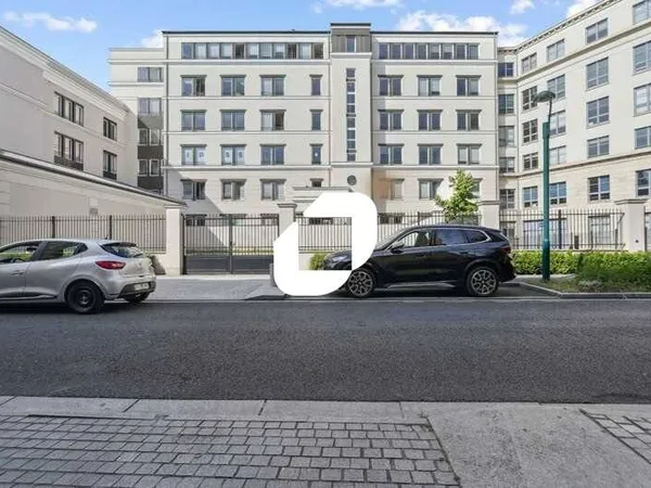 Bureaux 333 m²