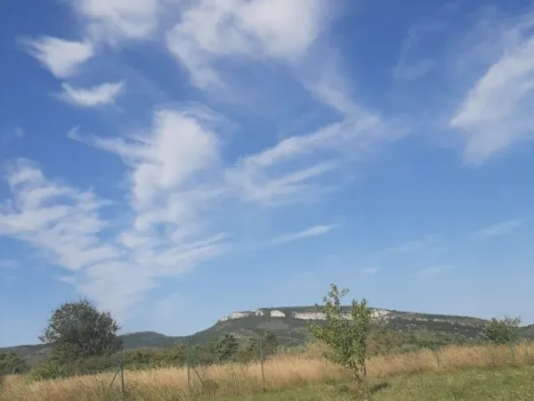 Maison familiale avec grand terrain - Gras