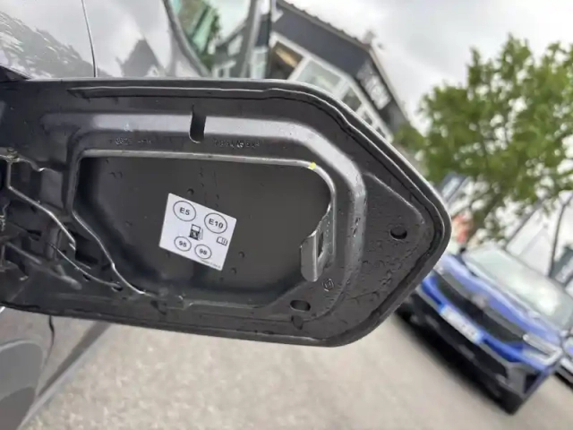 Dacia Sandero tce 90 gsr2 — photo 13