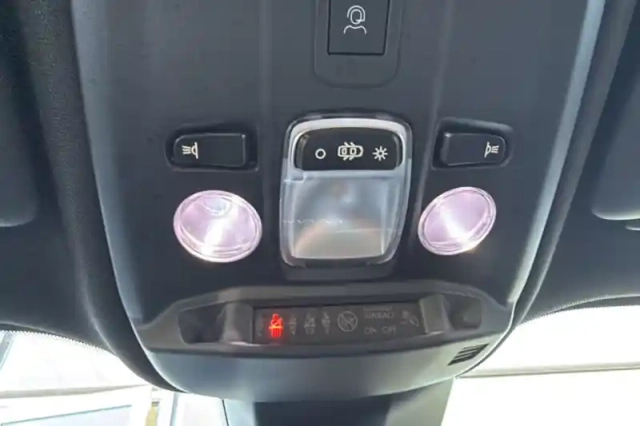 Peugeot 2008 puretech 130 s&amp;s eat8 — photo 28
