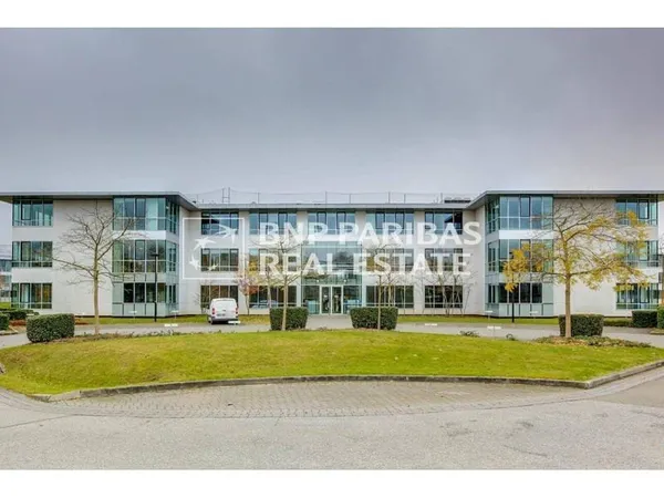 Bureaux 391 m²