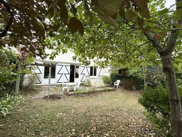 Maison 8 pièces 165 m²