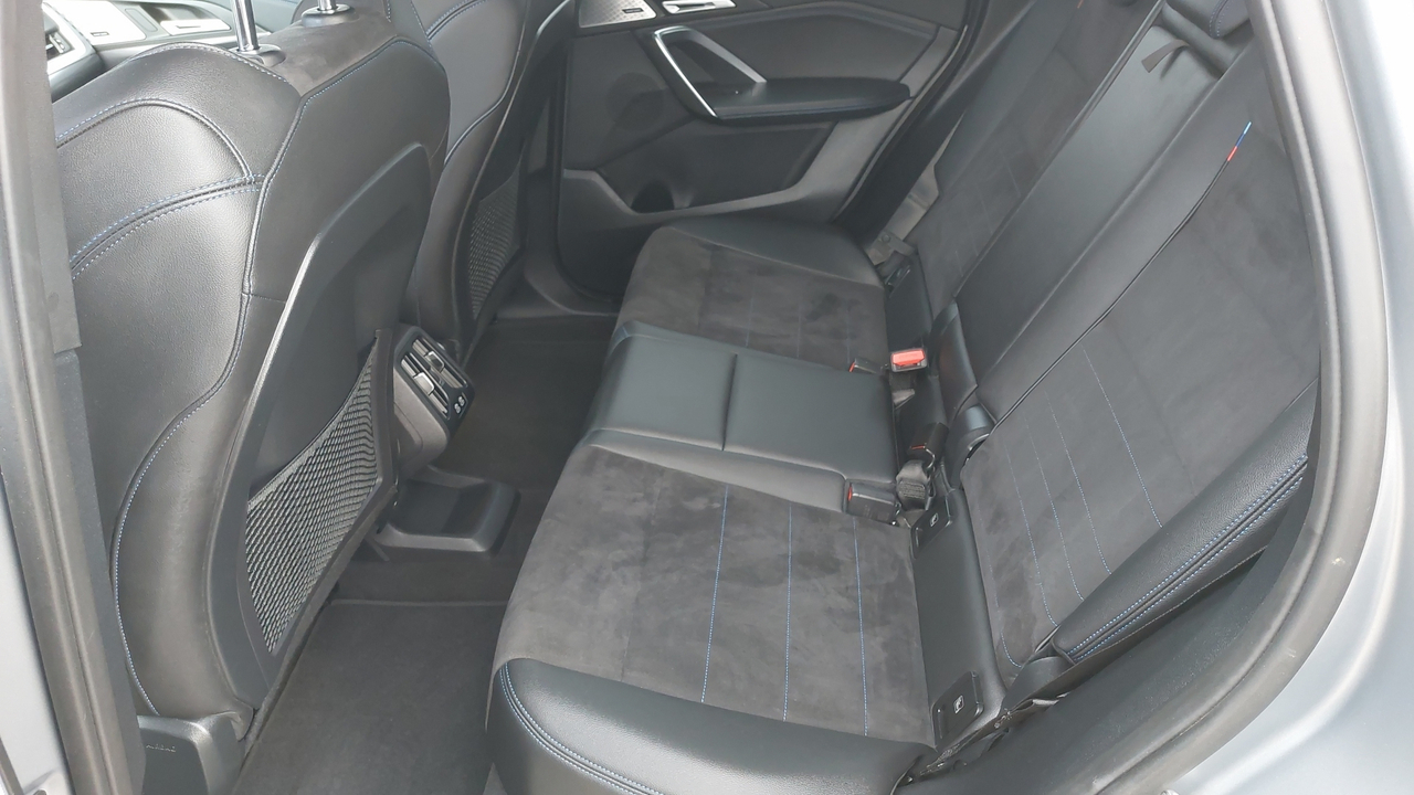 BMW X1 xDrive 30e 326ch DKG7 — photo 12