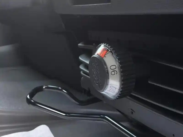 Volkswagen Crafter van 35 l3h3 2.0 tdi 140 ch — photo 1