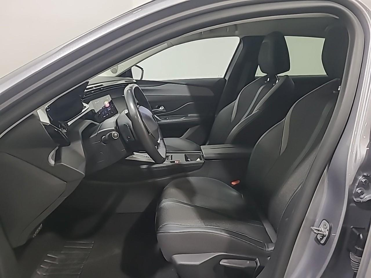 Peugeot 308 phev 180 e-eat8 allure pack — photo 10