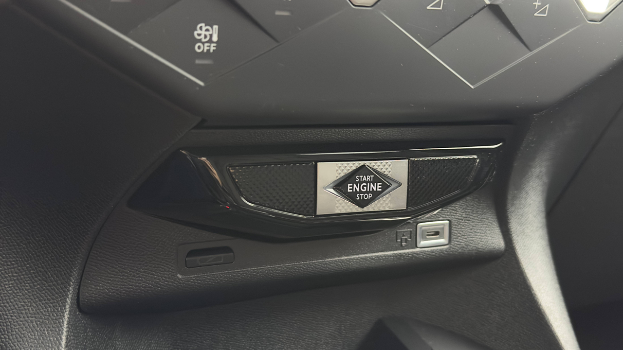 DS 3 Hybride 136 e-DCT6 — photo 24
