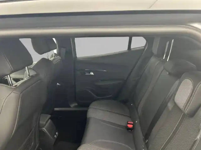 Peugeot 2008 puretech 130 s&amp;s eat8 — photo 12