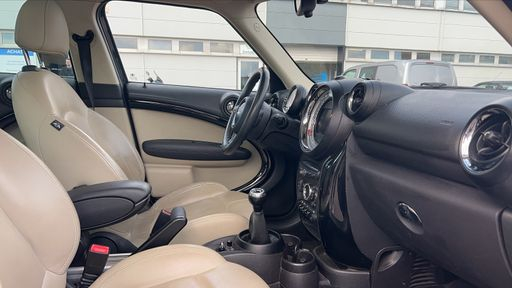 Mini Countryman 1.6 Cooper S 184 - S – 2014 – 159510 km – Essence – Boîte Manuelle — photo 11