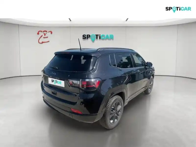 Jeep Compass 1.3 turbo t4 190ch phev 4xe 80th anniversary at6 eawd — photo 7
