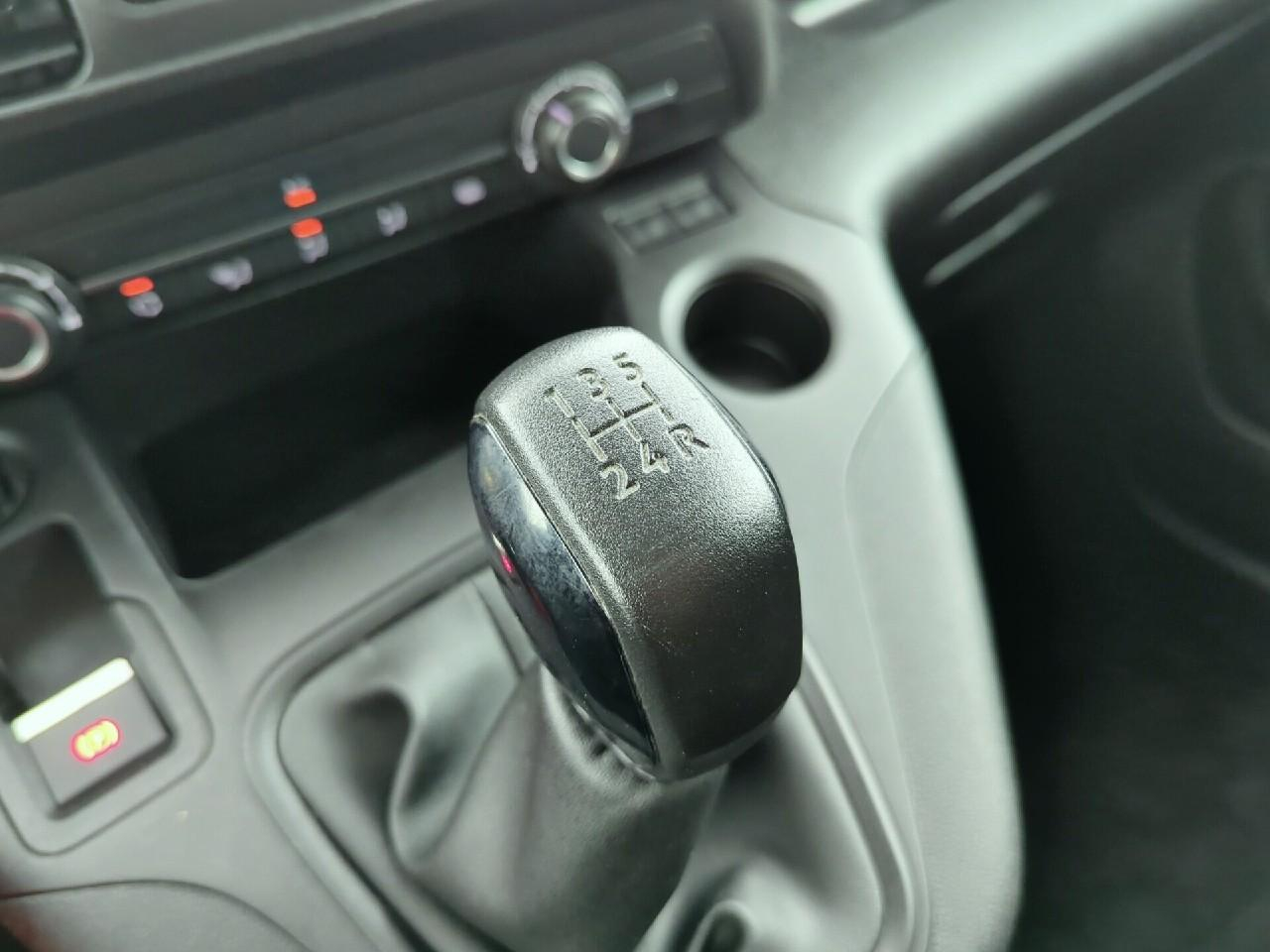 Citroën Berlingo van m 650 bluehdi 100 s&s bvm5 driver — photo 27