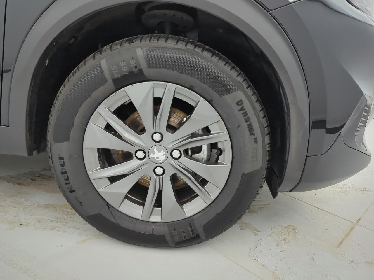 Peugeot 2008 puretech 130 s&s eat8 style — photo 31