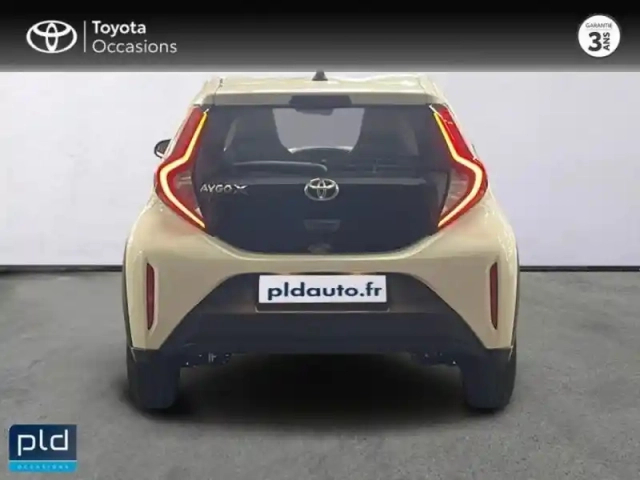 Toyota Aygo X 1.0 vvt-i 72ch dynamic — photo 7