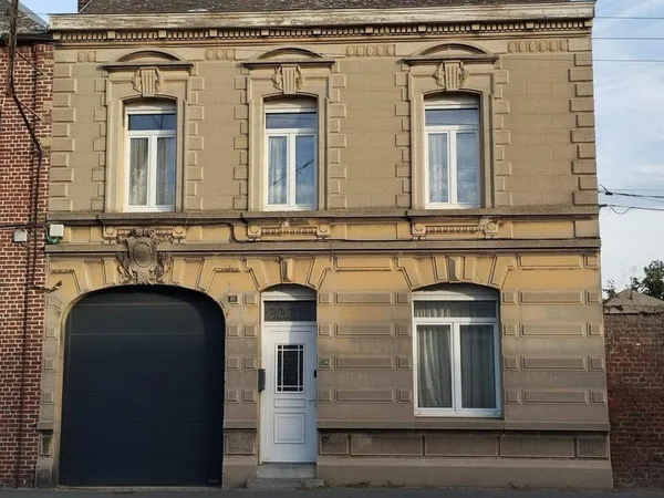 Maison 7 pièces 140 m²