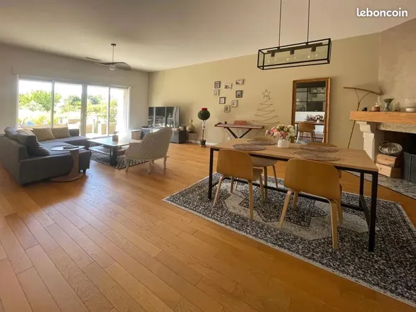 Maison 6 pièces 176 m²