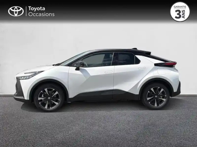 Toyota C-Hr 2.0 hybride rechargeable 225ch graphic my26 véhicule neuf — photo 2
