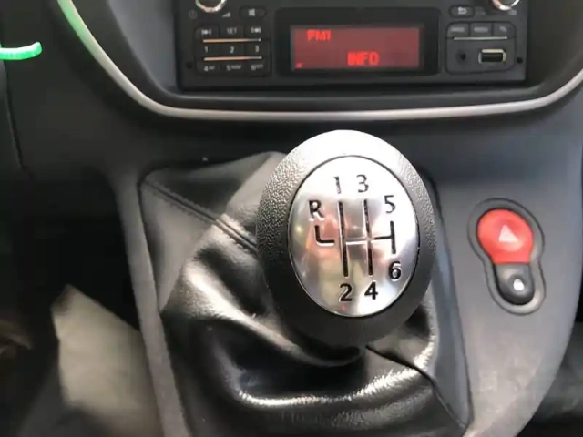Renault Kangoo express blue dci 95 — photo 13