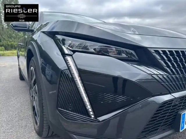 Peugeot 408 phev 225 e-eat8 — photo 16