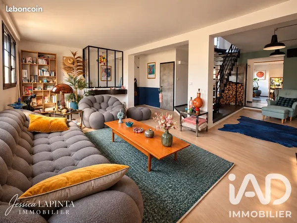 Loft 6 pièces 130 m²