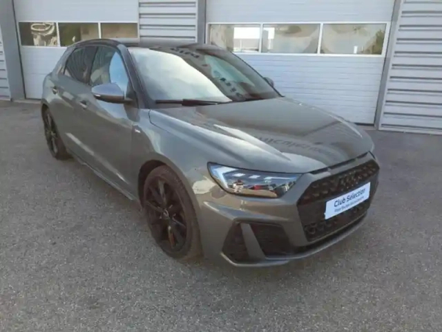Audi A1 sportback 30 tfsi 110ch s line s tronic 7 — photo 2